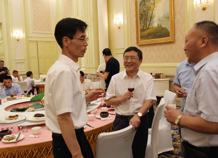 杨安民从业卅五周年系列报道--“璀璨卅五年，荣耀共分享”纪念晚宴